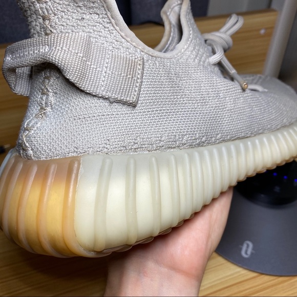 Adidas Yeesy Boost 350 V2 Sesame / Size 10 - Picture 13 of 16